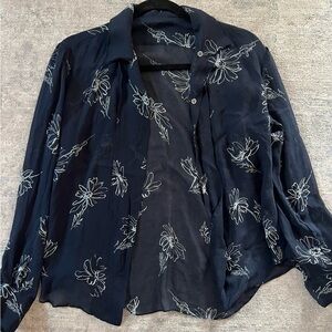 BLUE AND WHITE FLORAL BLOUSE